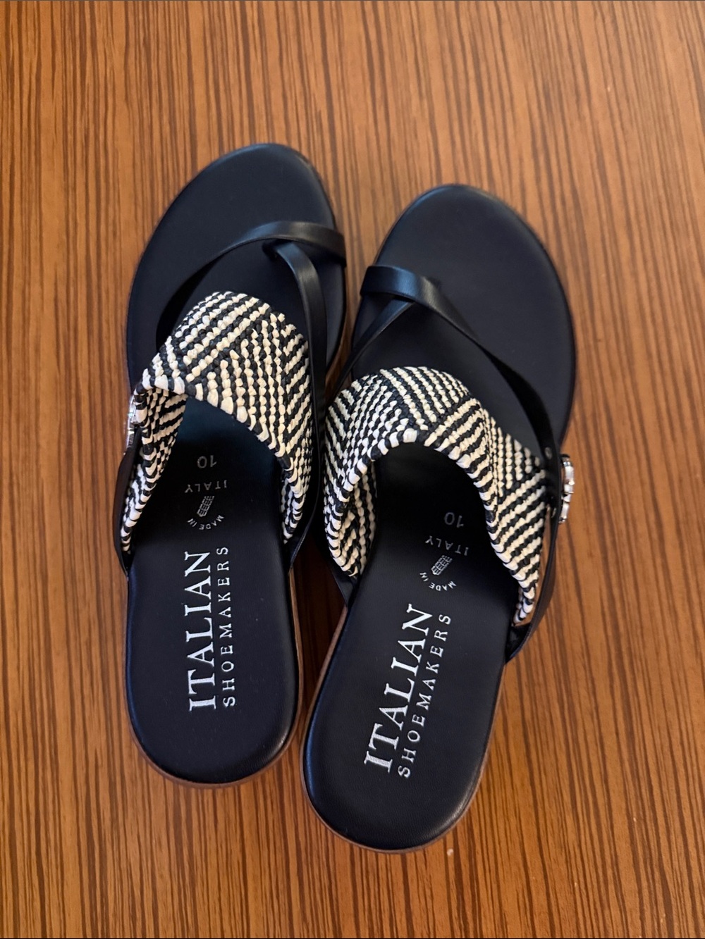 Italian Shoemakers Black and White Woven Slide Sandals